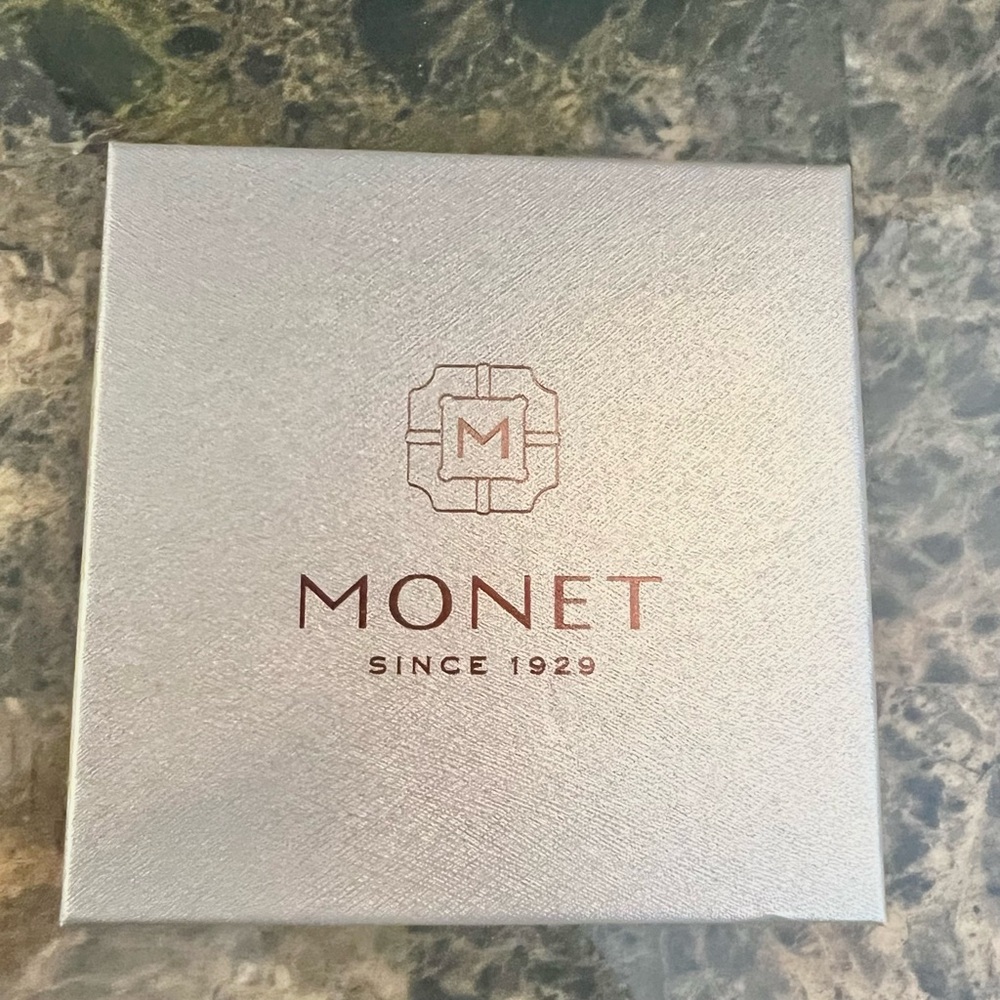 NIB Monet Gold and Silver Geometric Compact - Picture 5 of 5